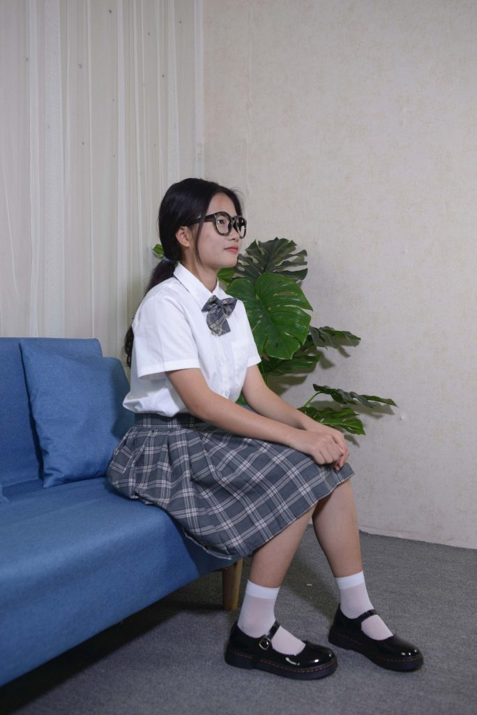 985期：周子琪 – 没关系，会有花是为我而开的 短丝-第1张
