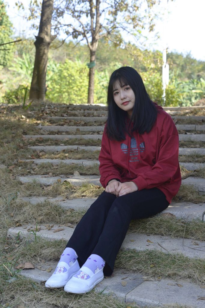 992期：孙怡 – 风路过人间，捎来细碎温柔 棉袜-第1张