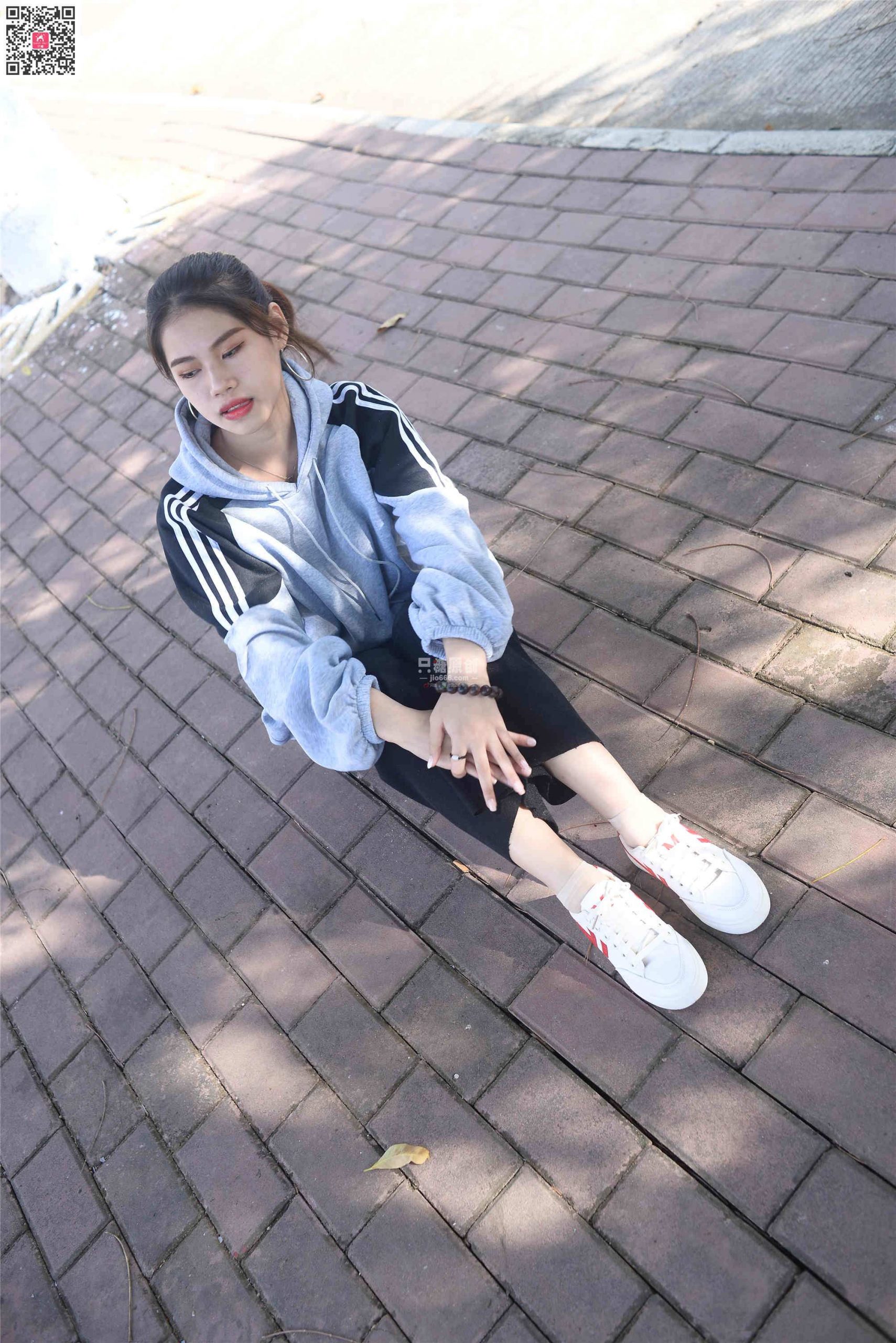 186期：苏瑶 – 檐上落下的星 短丝-第1张