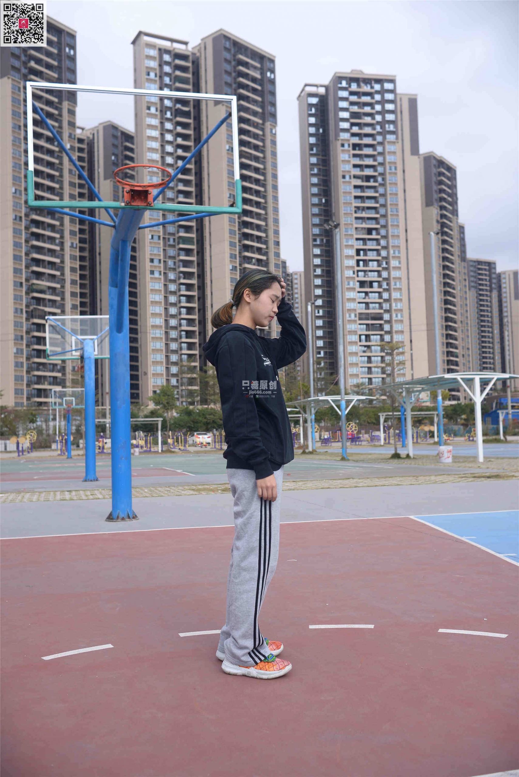 188期：小昭 – 快乐且洒脱 棉袜-第1张