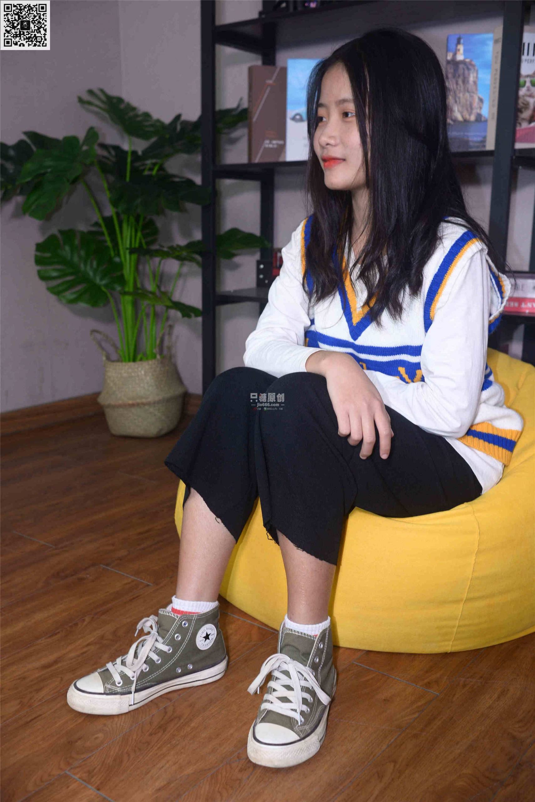 198期：周子琪 – 陷落美好 棉袜-第1张