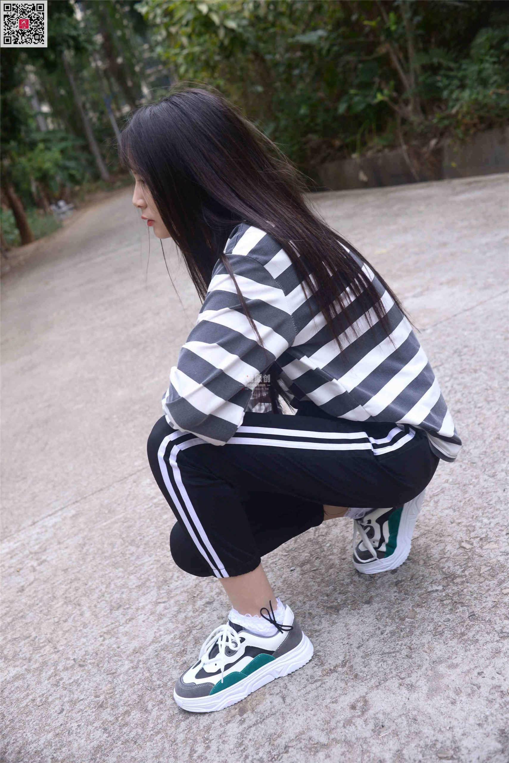 219期：嘉琪 – 浮生欢意少 棉袜-第1张
