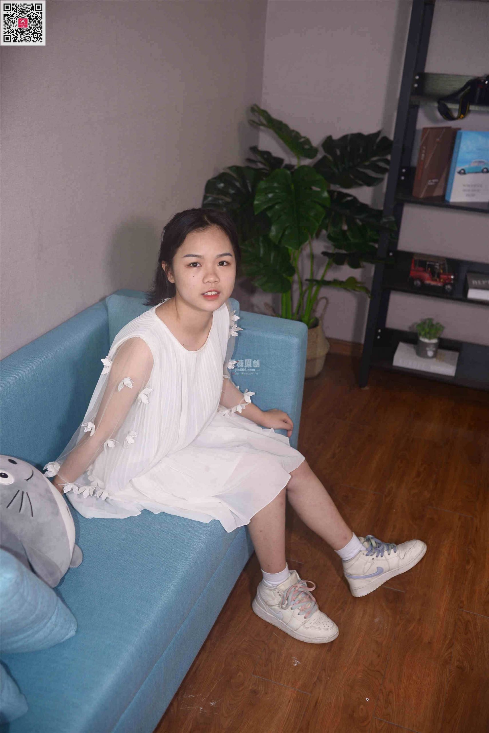 290期：小萱 – 流水趁桃花 棉袜-第1张