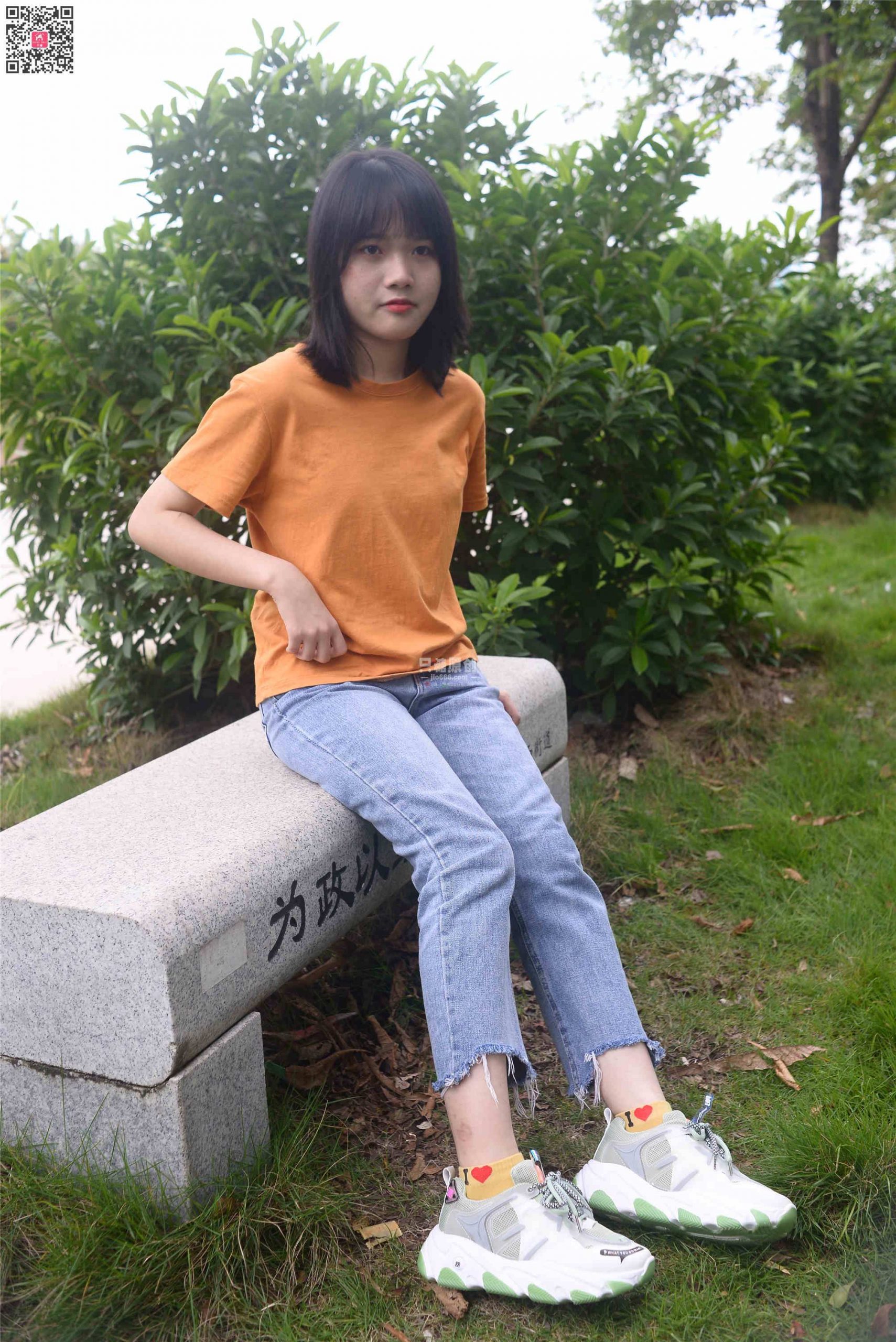 327期：小闹 – 如梦如烟 棉袜-第1张