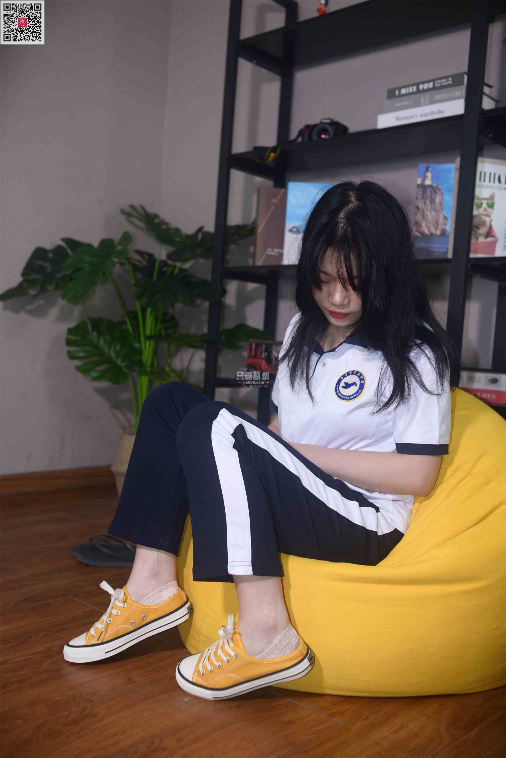 332期：小奕 – 四分春风 船袜-第1张