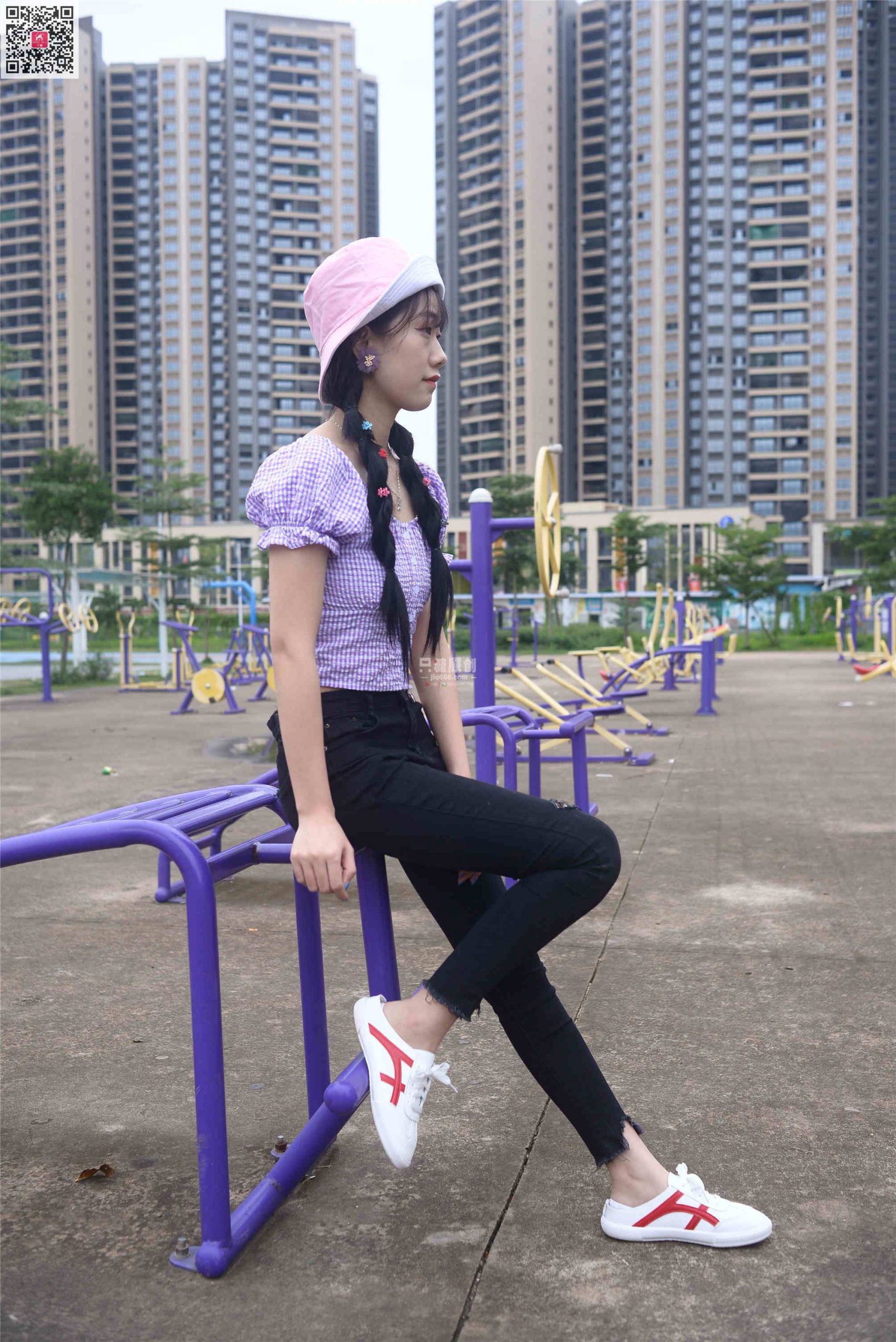 378期：小蓓 – 不期而遇以笑相迎 船袜-第1张