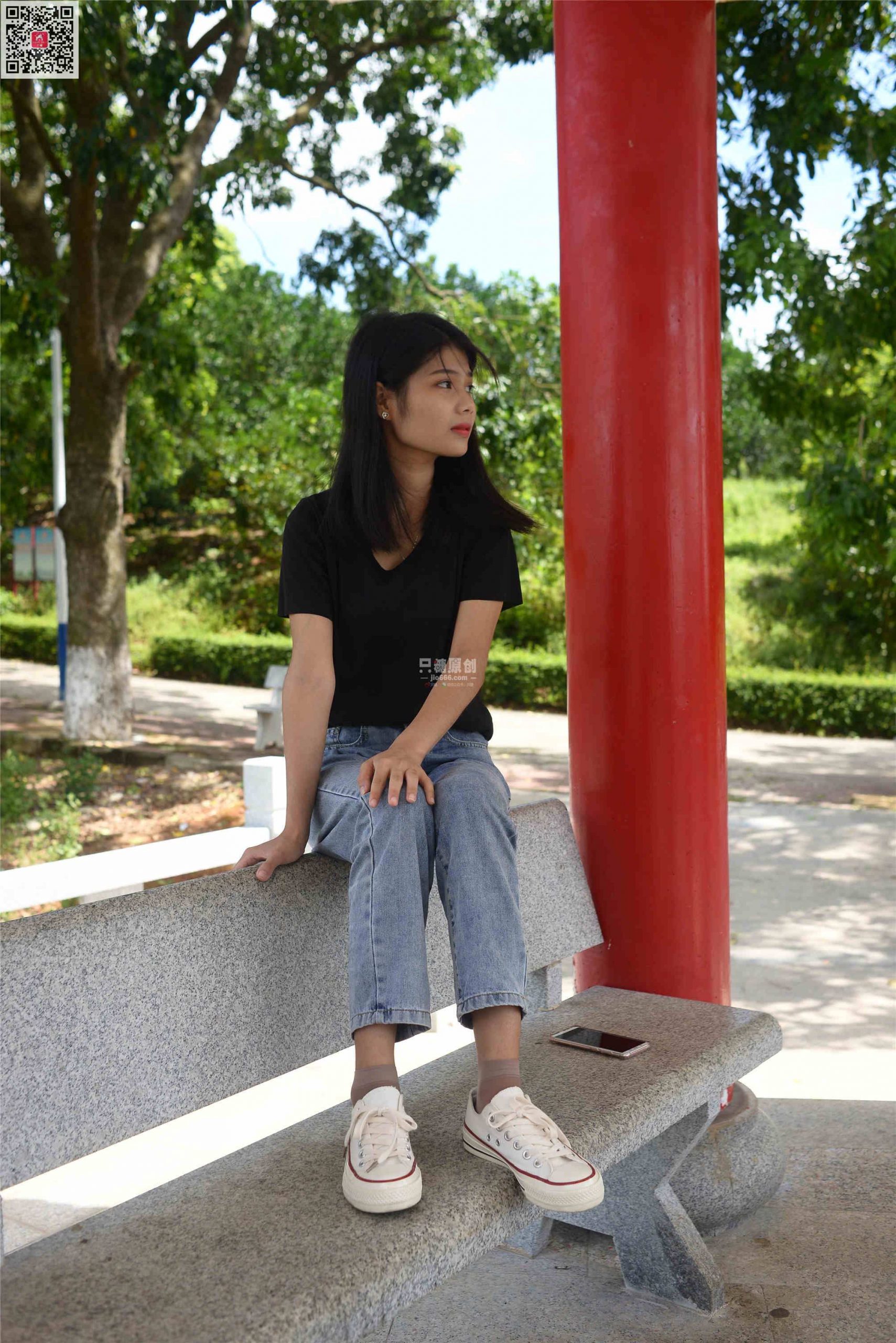 407期：谢圆 – 追逐影子的人 短丝-第1张