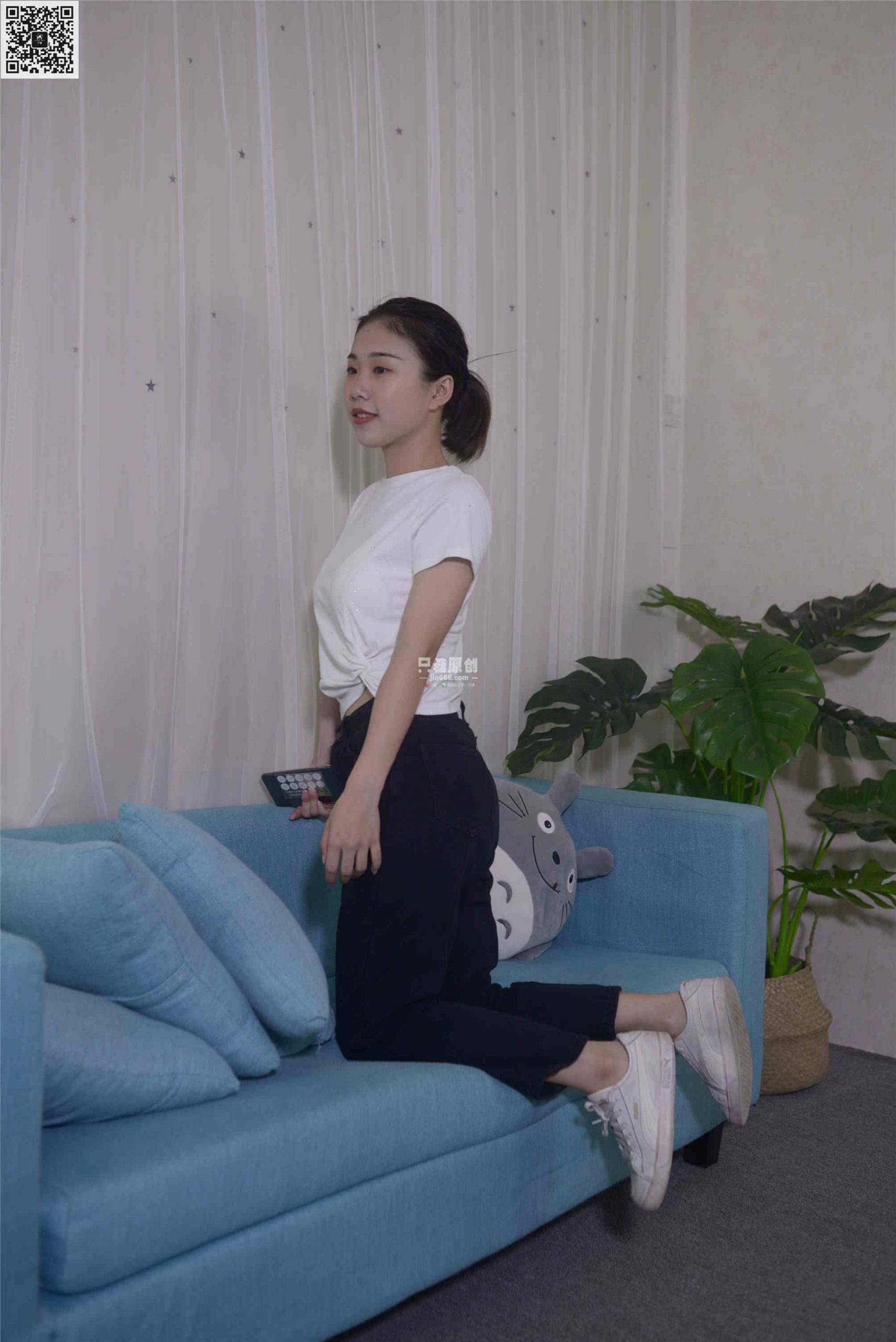 443期：姗姗 – 闲适的午后 船袜-第1张