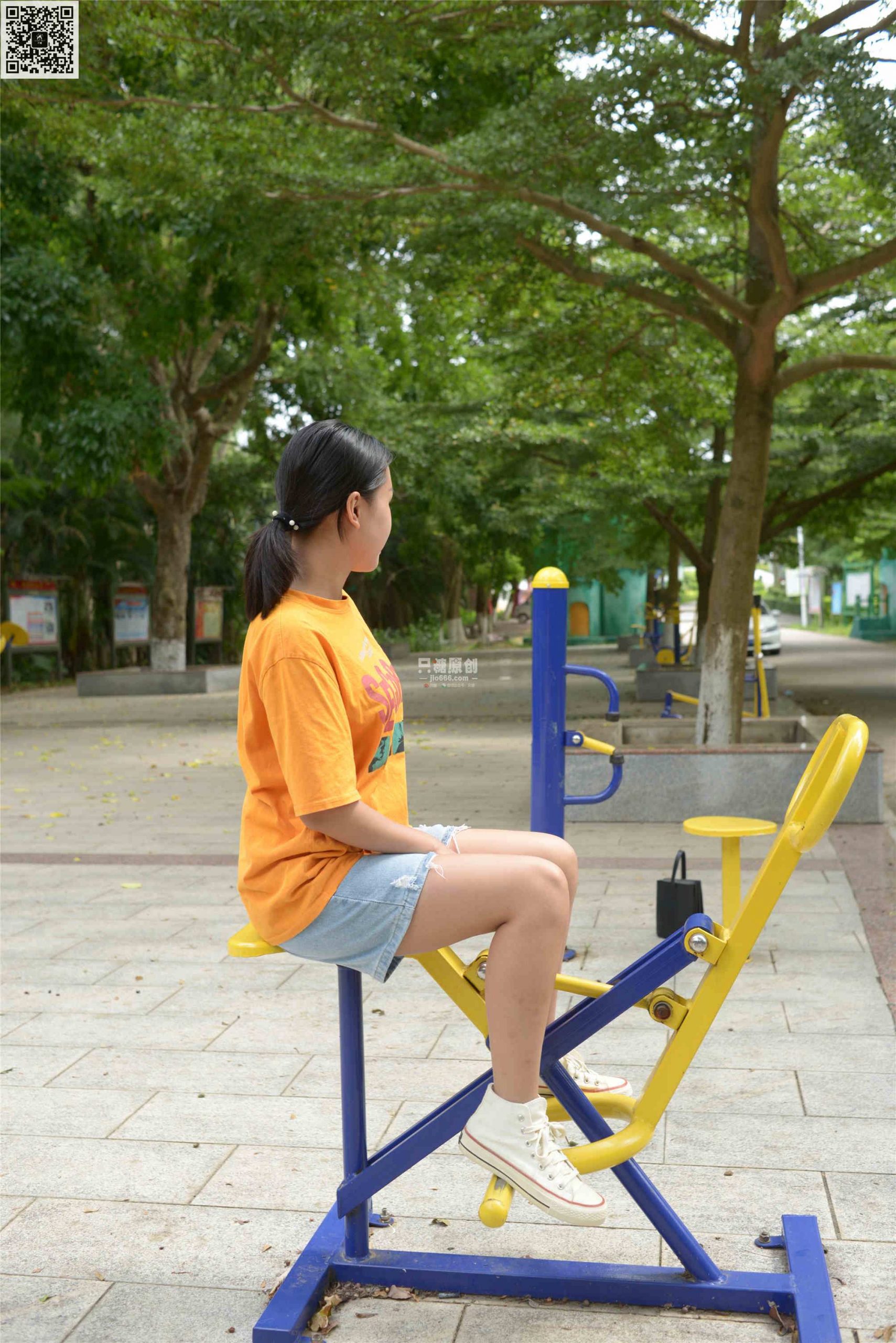 446期：思思 – 蝉鸣的夏季，我想遇见你 棉袜-第1张