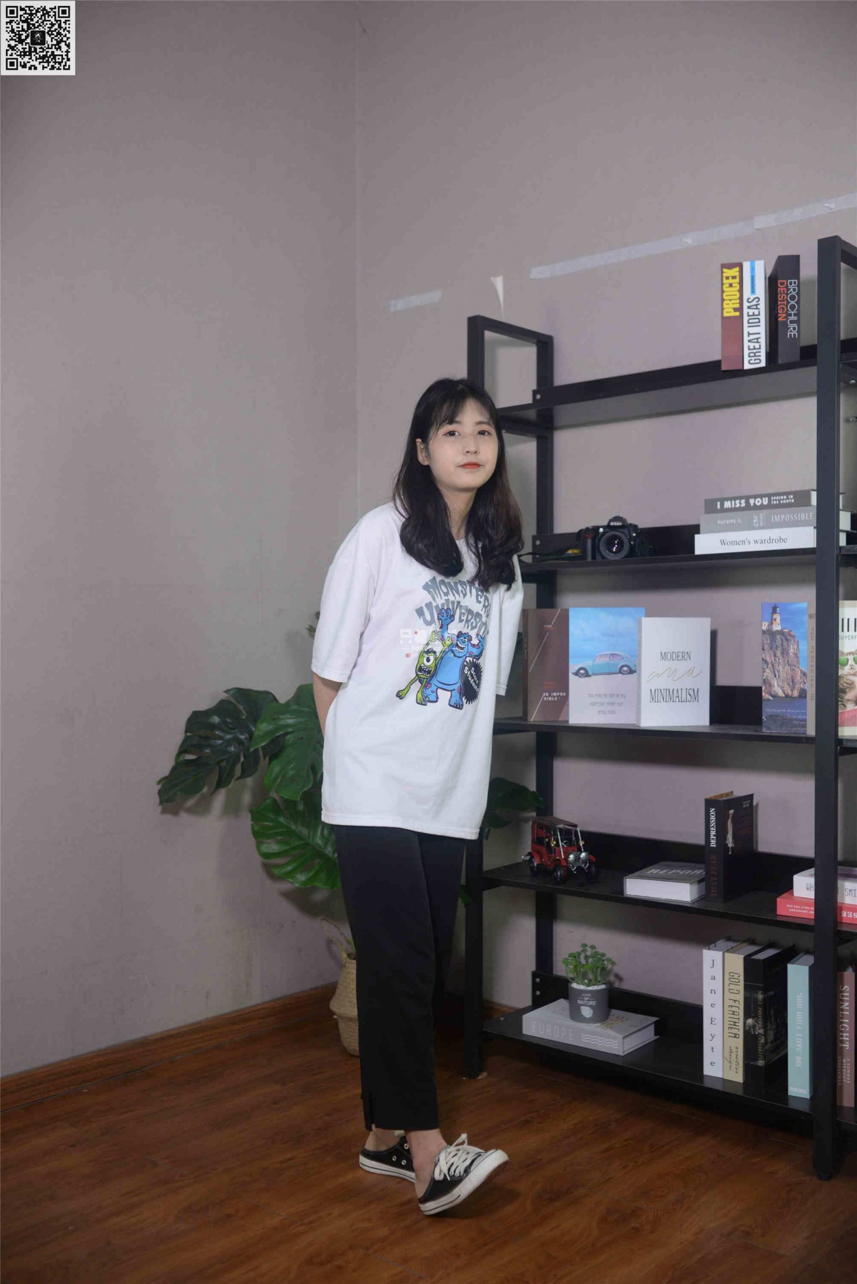 451期：孙怡 – 时光与花 船袜-第1张