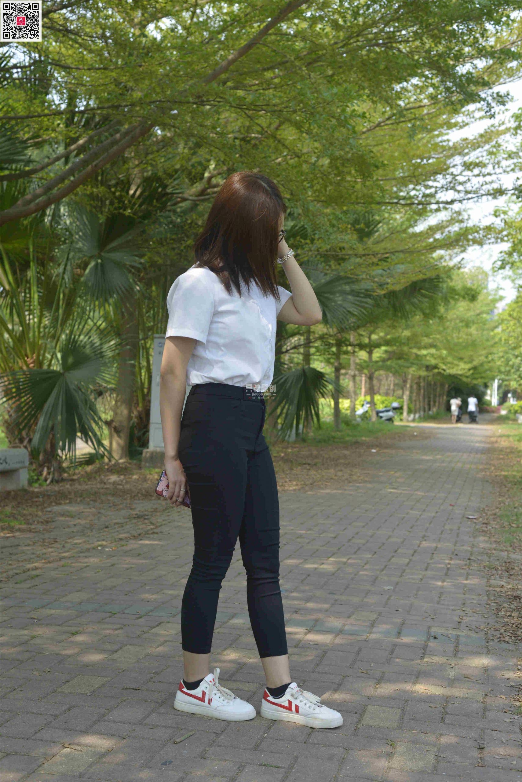 606期：秋颐 – 开心的东西要专心记起 棉袜-第1张