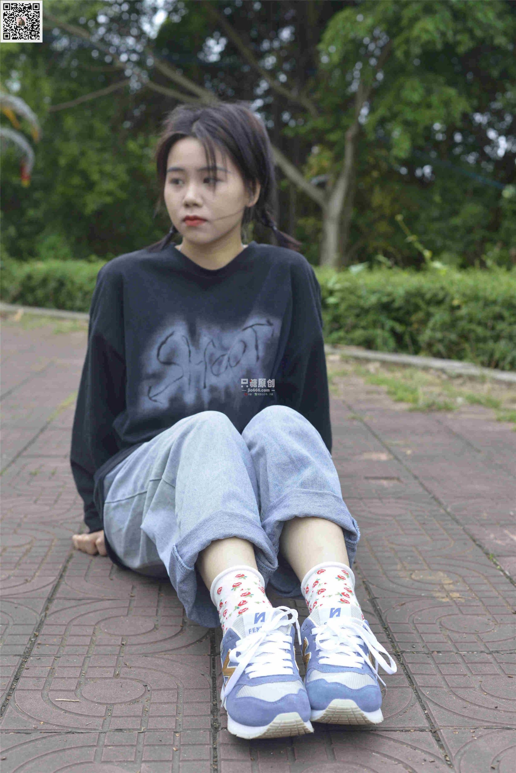 609期：许静 – 星空迷上了山野 棉袜-第1张