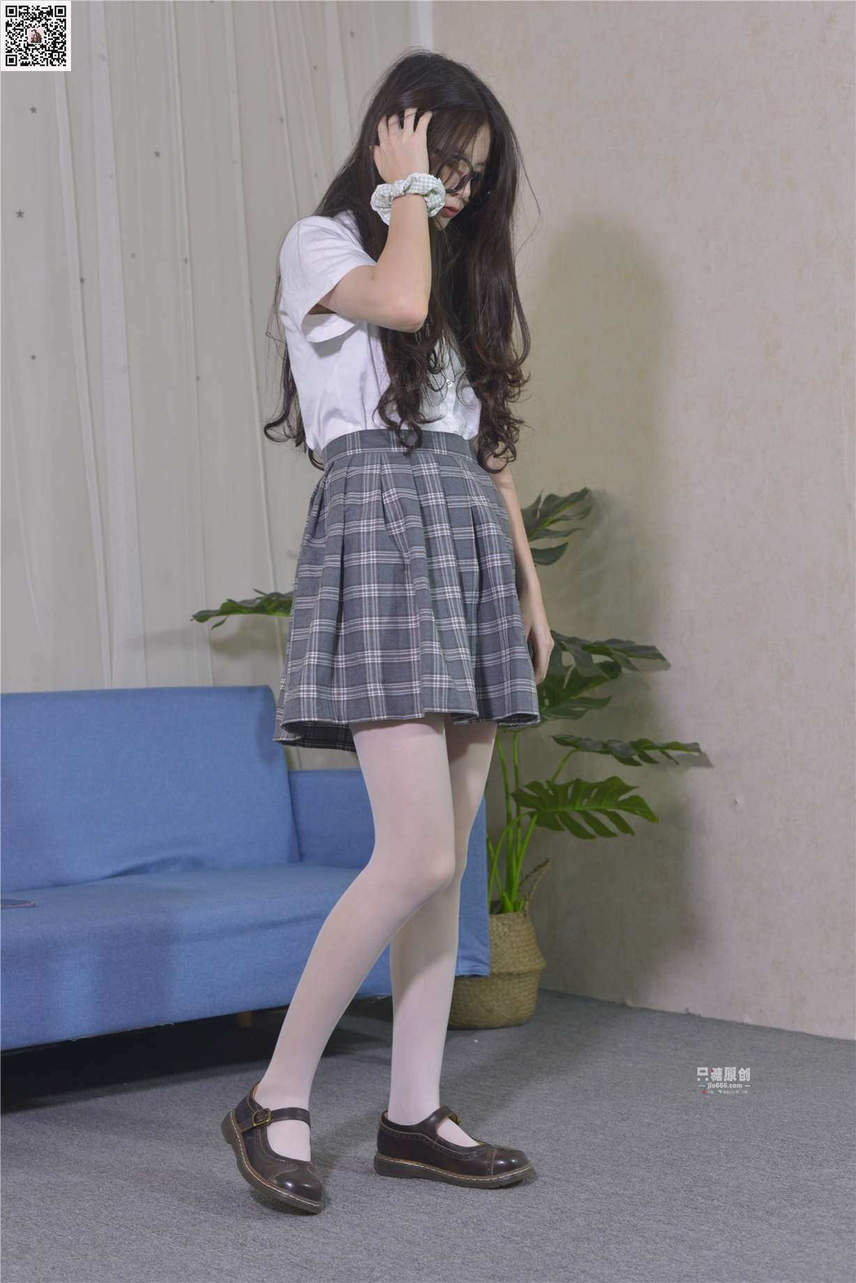 681期：嘉琪 – 时光深处 长丝-第1张