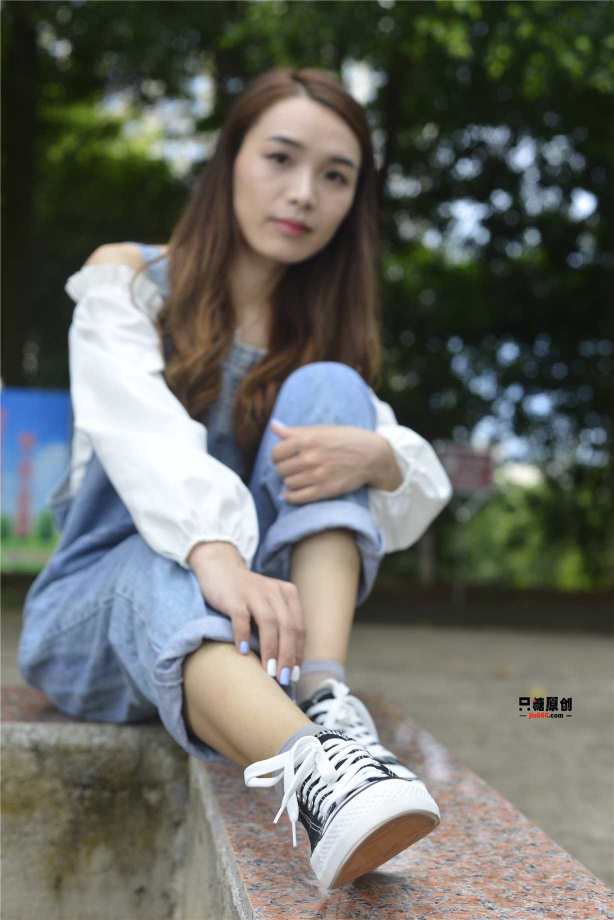 725期：陈韵 – 秋月无边 短丝-第1张