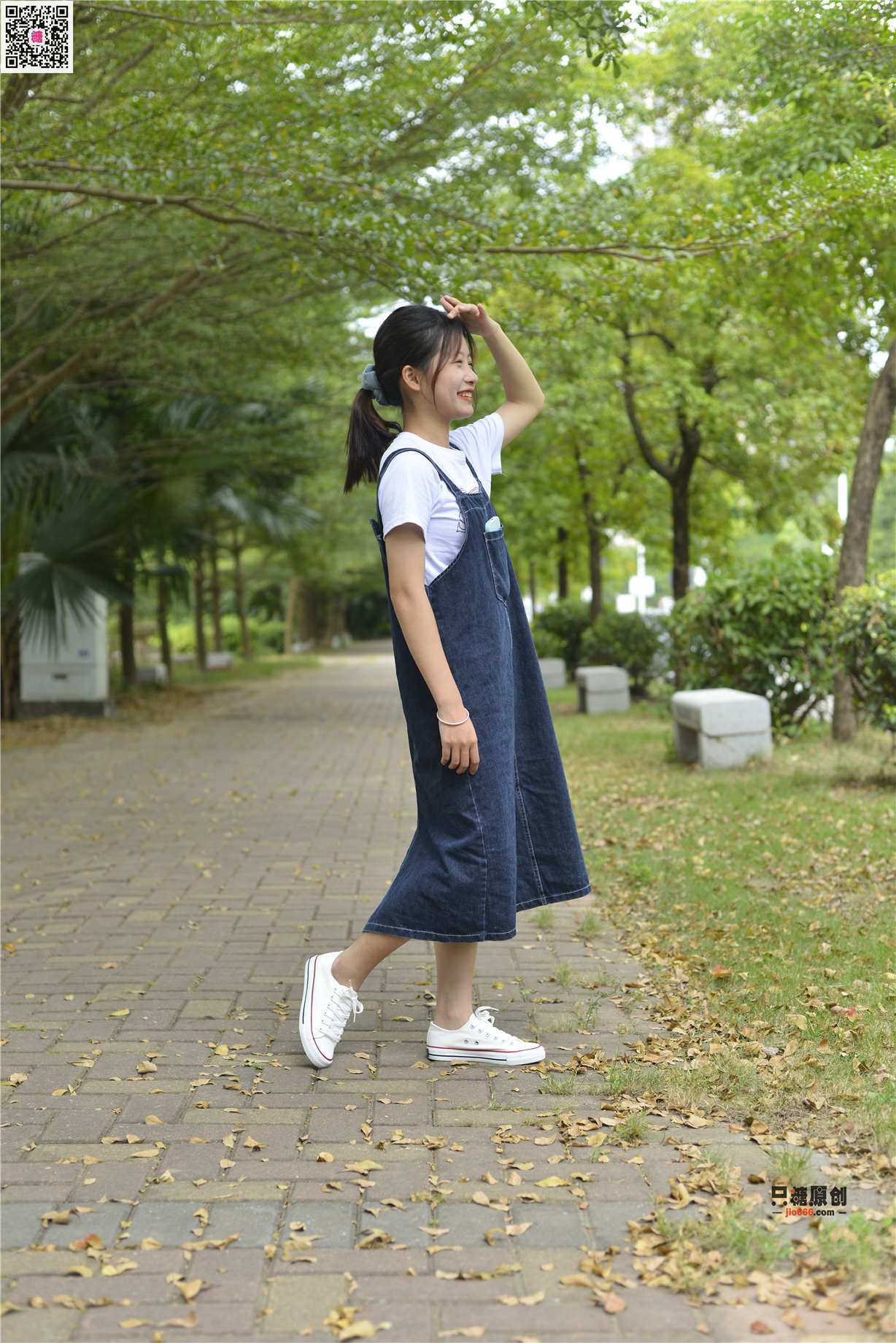 744期：周子琪 – 美美地享受当下的快乐 船袜-第1张