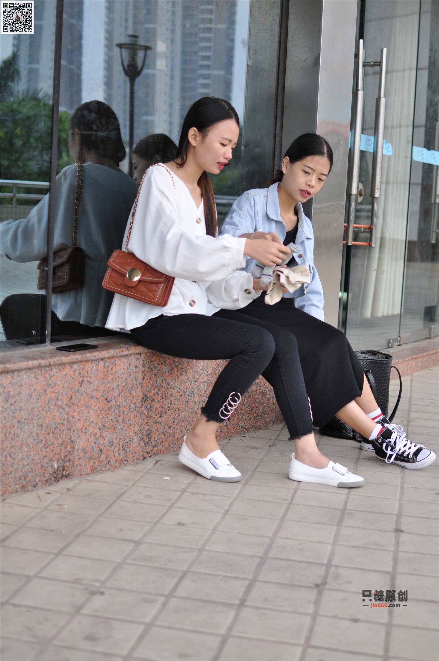 787期：文琳&倩倩 – 我在时光里享受温暖 棉袜-第1张