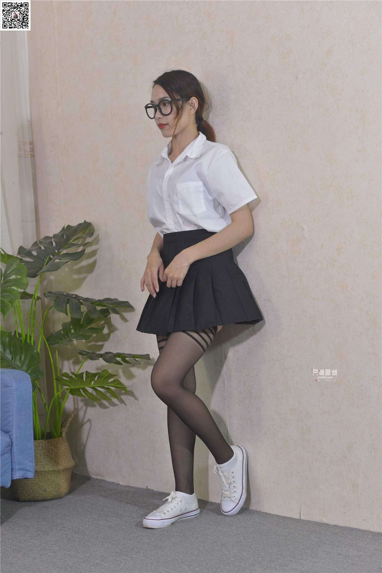 定制55期：陈韵 – 海的背影 棉袜-第1张