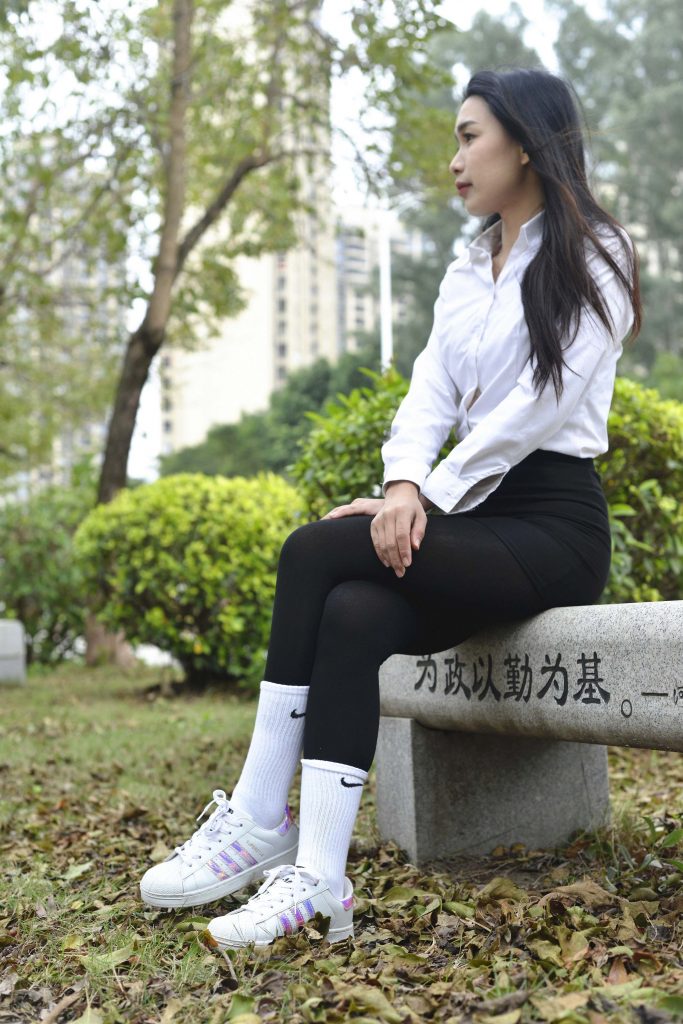 983期：陈韵 – 你的青春一定不会是潦草诗 棉袜-第4张